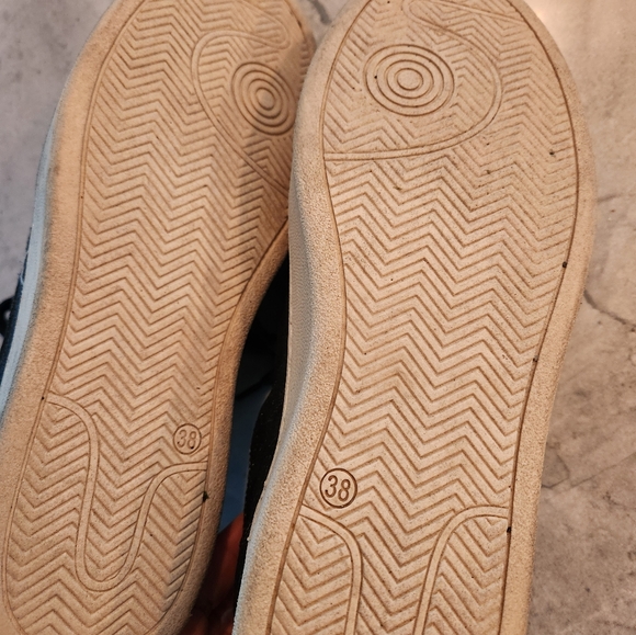 B2 Browns metallic sneakers women's size 8 or 38 - Picture 5 of 8